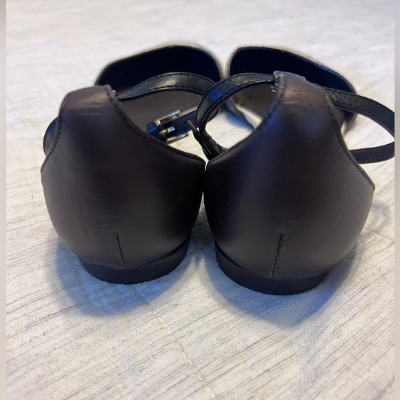 Tory Burch V-Cut Ankle Strap Python Flats Women Shoes - SZ 7 - Picture 2 of 9